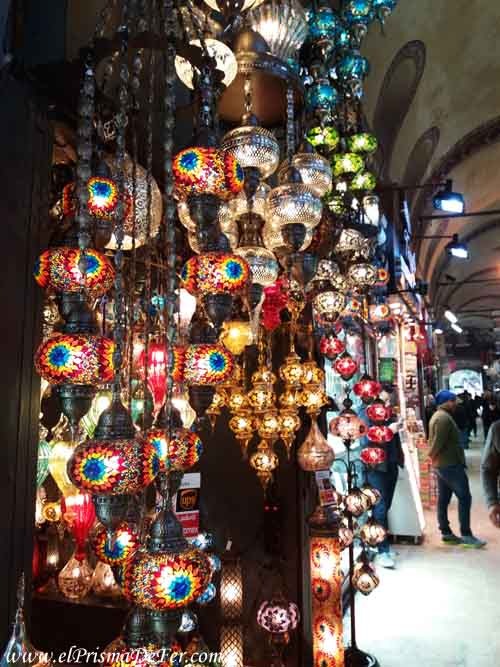 Souveniers dentro del Gran Bazaar