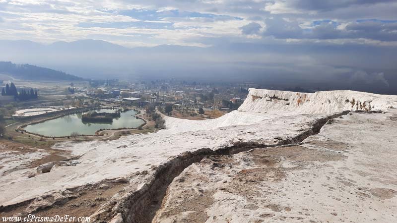 Pamukkale y sus terrazas de travertinos