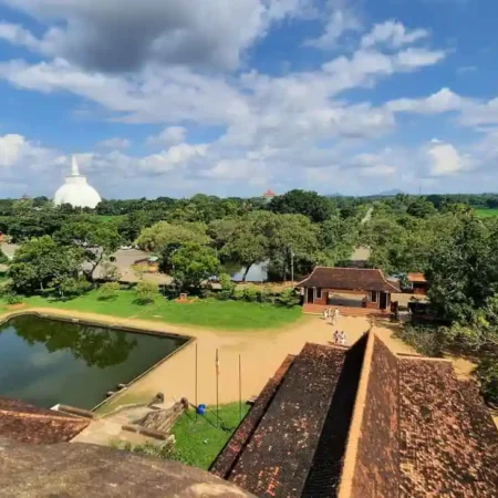 Qué ver en Anuradhapura, Sri Lanka. ¿Vale la pena visitarla?