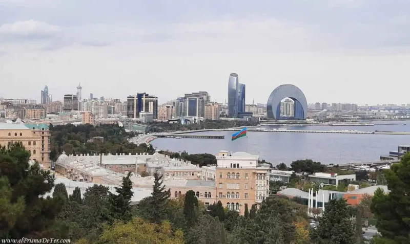 Vista de Baku desde un mirador
