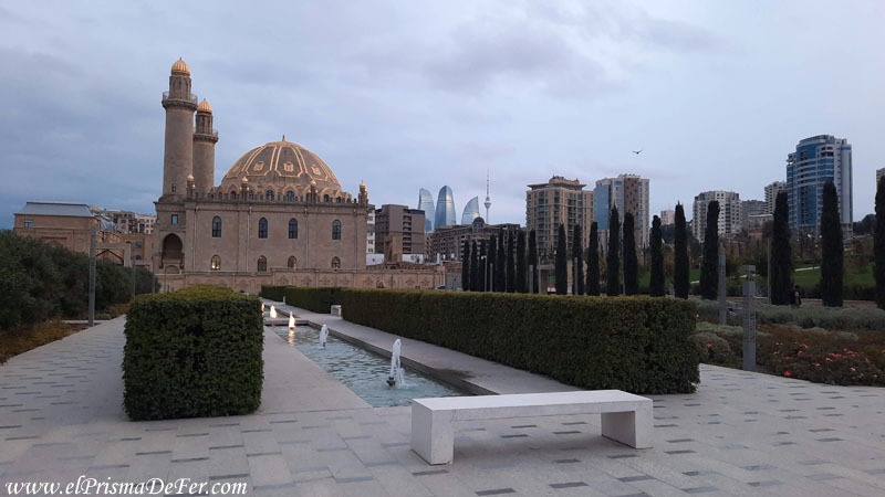 Mezquita Taza Pir en Baku