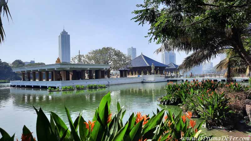 Templo Seema Malaka en Colombo