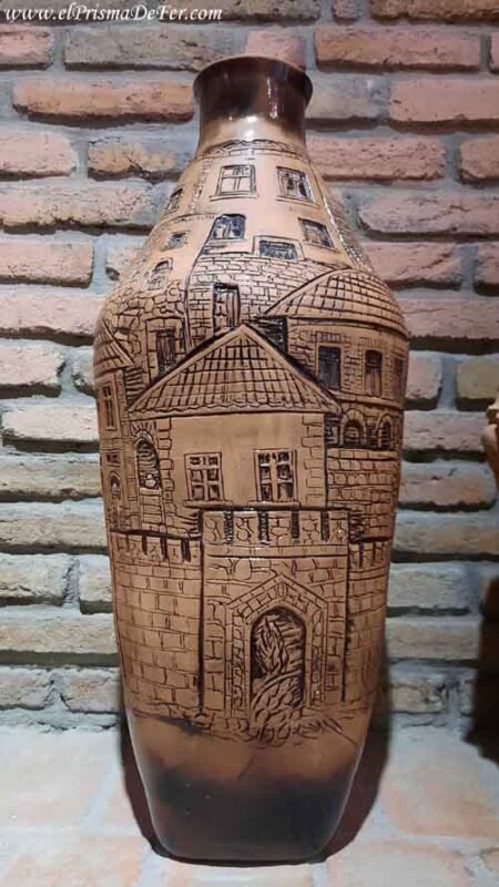 Vasijas hechas por artesanos locales - Sheki