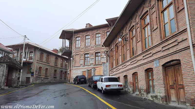 Calles de Sheki en Azerbaiyán