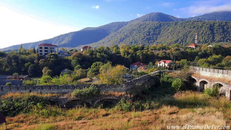 Dentro de la Fortaleza de Zaqatala - Azerbaiyán