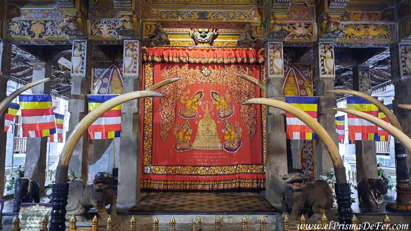 Donde se guarda la reliquia del diente de buda - Kandy