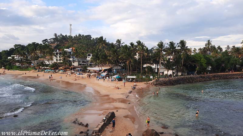 Mirador en la playa de Mirissa - Sri Lanka