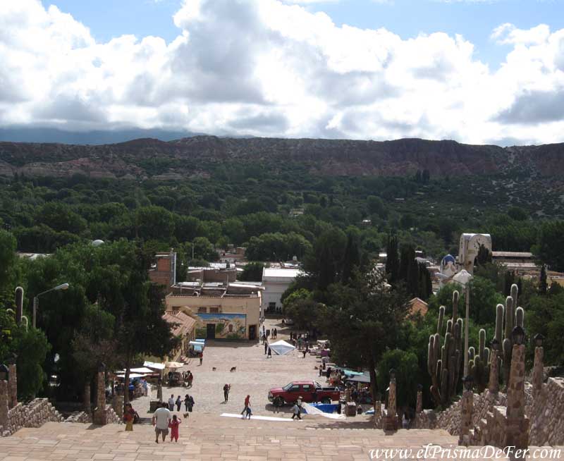Vista de Humahuaca desde el Monumento a los Héroes de la Independencia