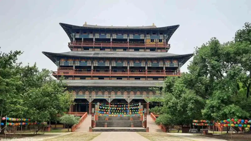 Templo de Corea en Lumbini