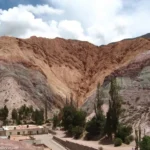 Vista al Cerro de los 7 colores en Purmamarca- Argentina
