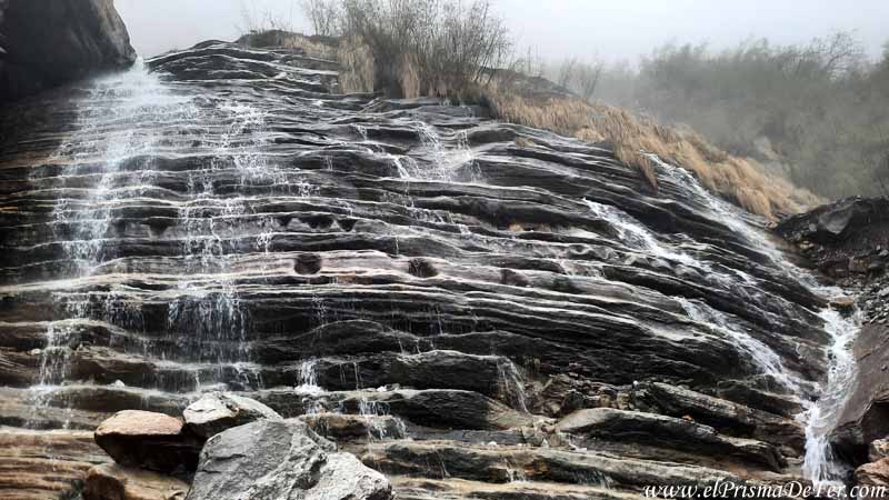 Cascada camino a Deurali - ABC