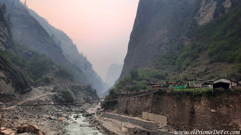 Los famosos puentes colgantes de Nepal