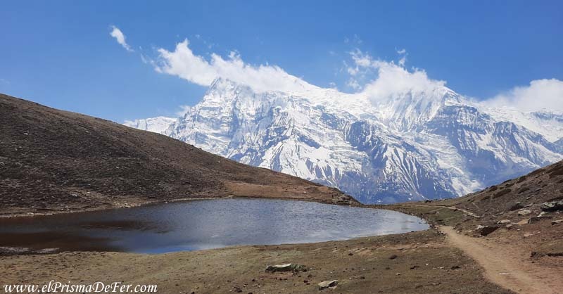 Pequeño lago antes de llegar al Ice Lake