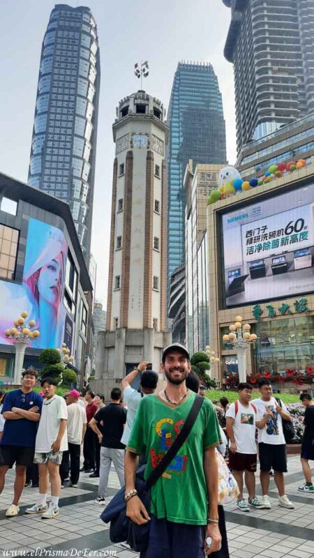 En una esquina céntrica de Chongqing - China