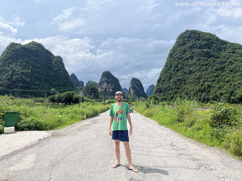 Disfrutando de los paisajes de Yangshuo