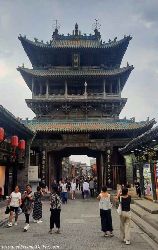 Una de las calles principales de Pingyao