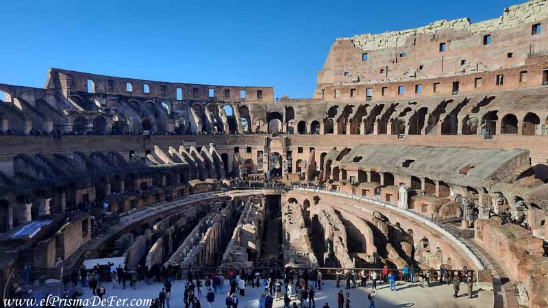 Interior del Coliseo Romano