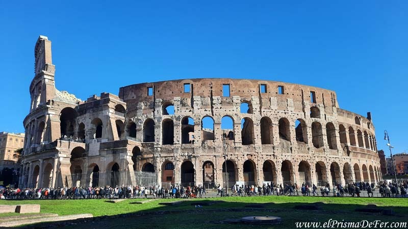 Imponente el Coliseo Romano